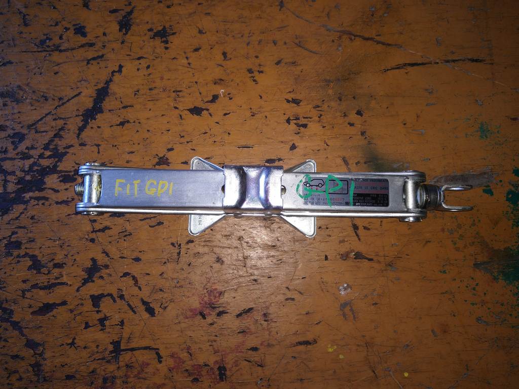 домкрат Honda Fit 0