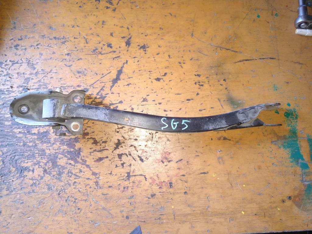 рычаг Subaru Forester 0