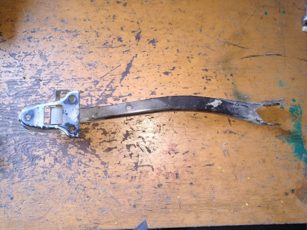 FORESTER SG5 РЫЧАГ ЗАДНИЙ Subaru Forester 1