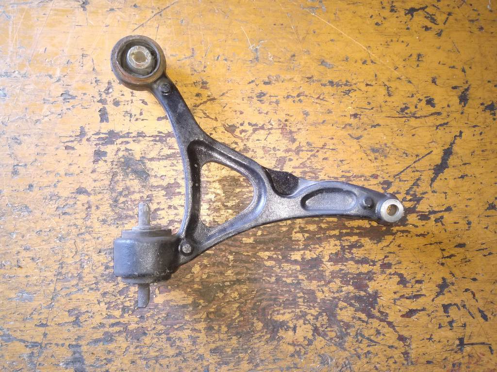 рычаг Volvo XC90 3