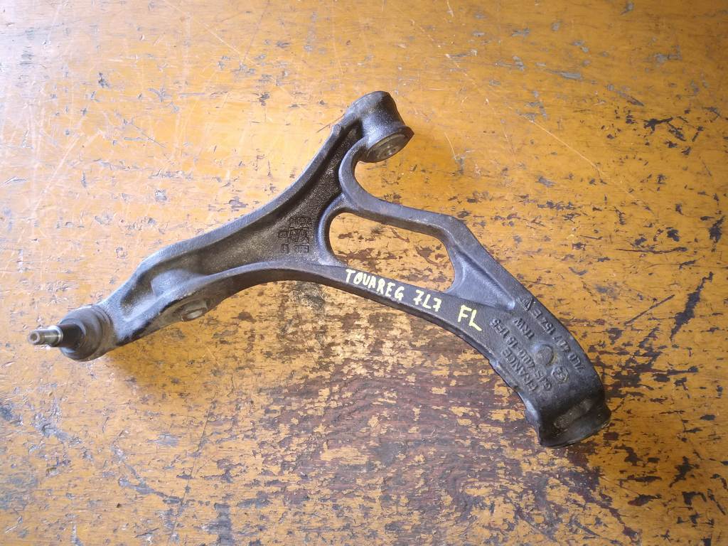 рычаг Volkswagen Touareg 0