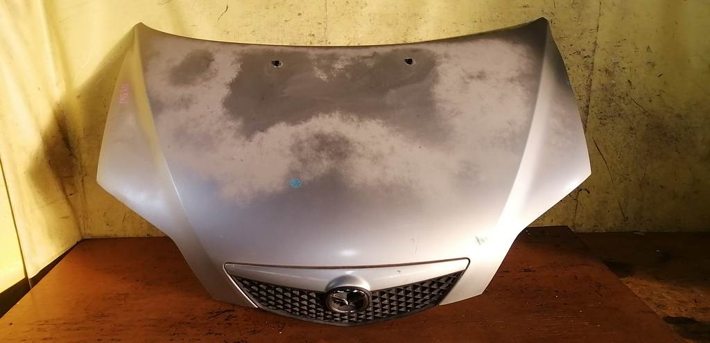 капот Mazda Demio 0