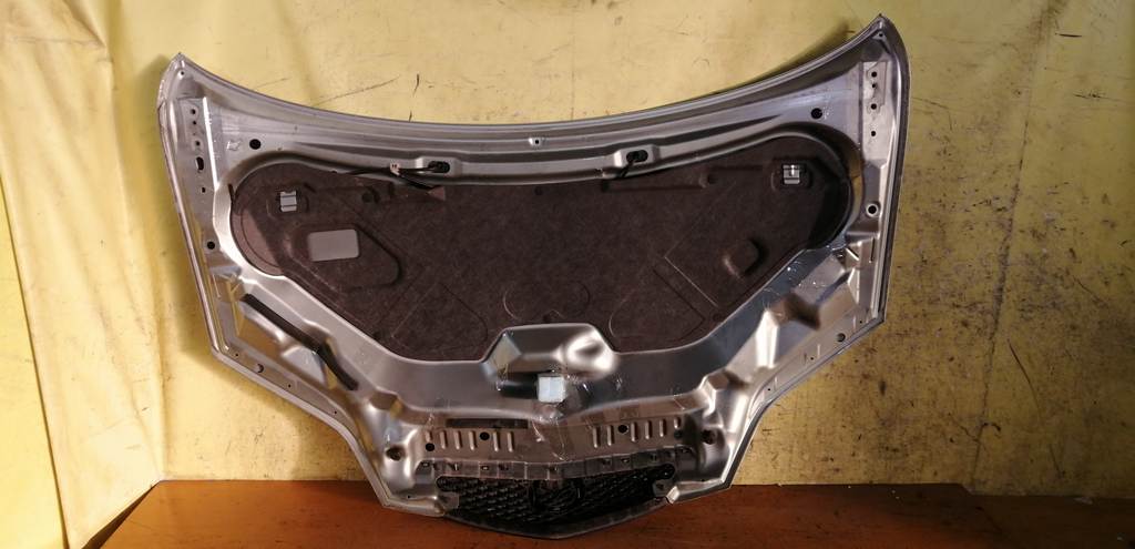 капот Mazda Demio 6