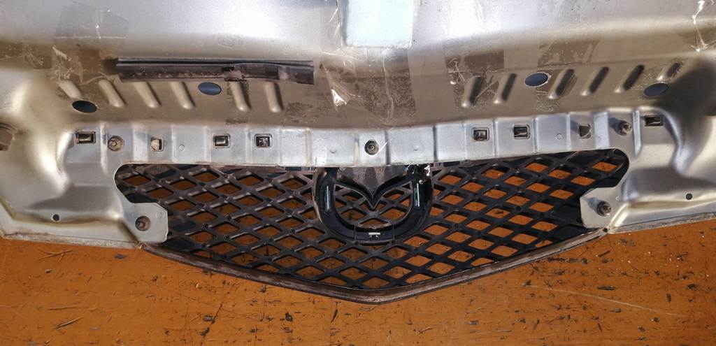 DEMIO DY3W КАПОТ С РЕШЕТКОЙ Mazda Demio 7