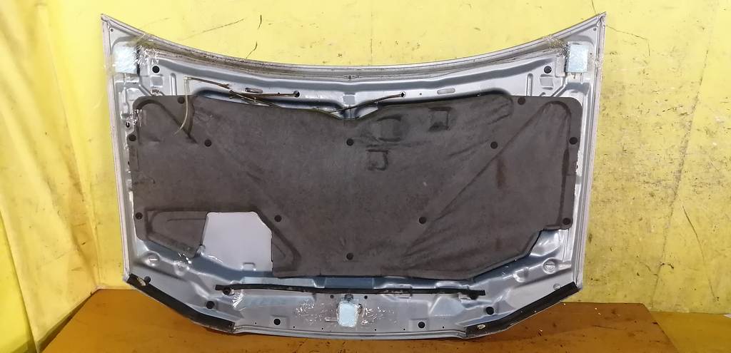 капот Mazda Demio 3