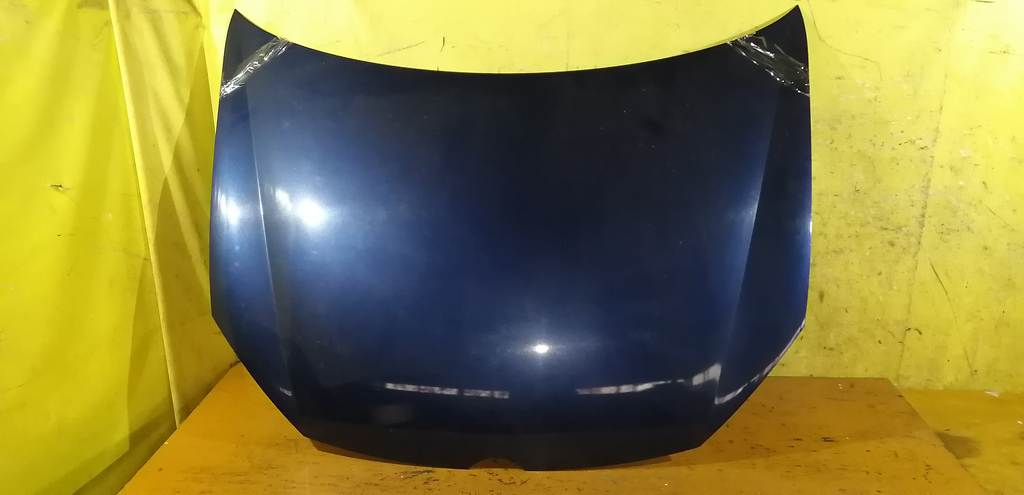 капот Volkswagen Golf 0
