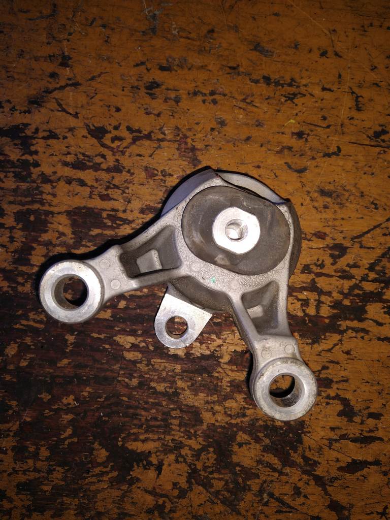 TEANA J32 ПОДУШКА ДВС 2 Nissan Teana 1