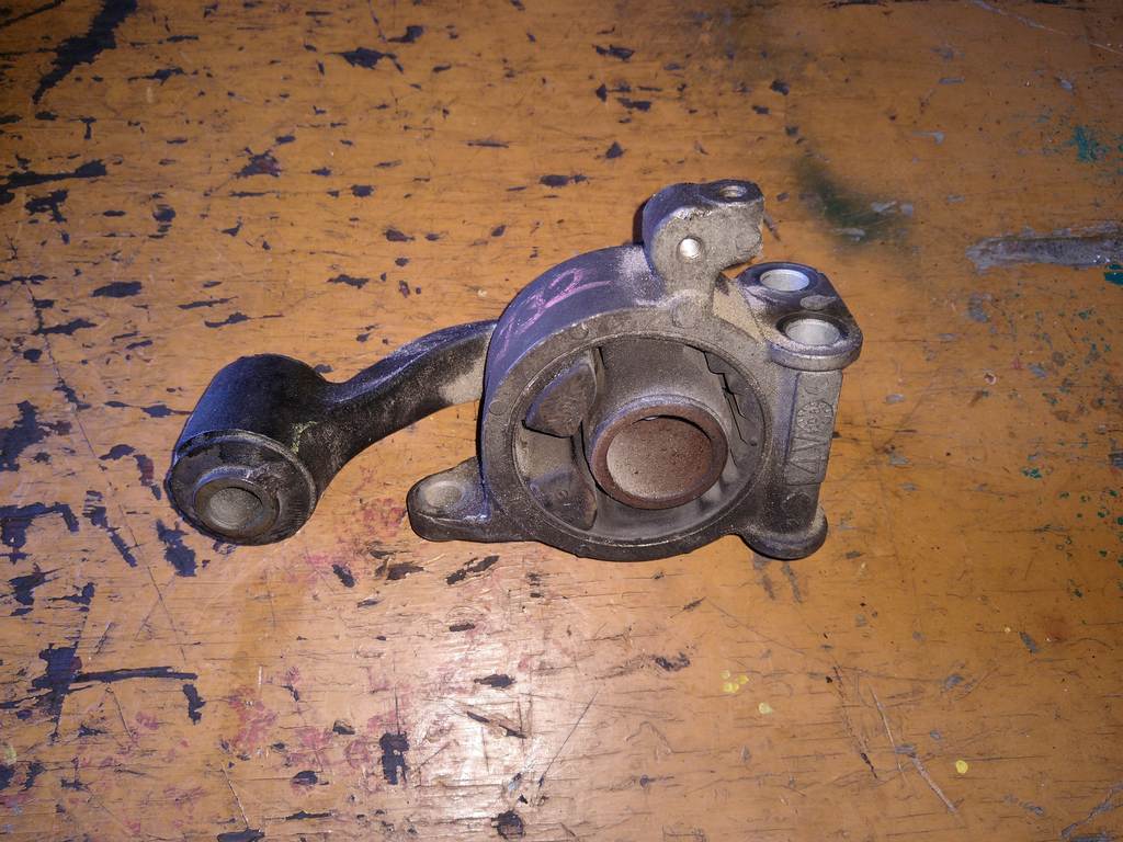 TEANA J32 ПОДУШКА ДВС ПРАВАЯ ЗАДНЯЯ 6 Nissan Teana 1