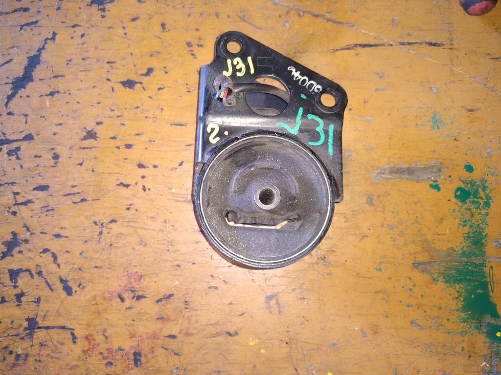 подушка двигателя Nissan Teana 0