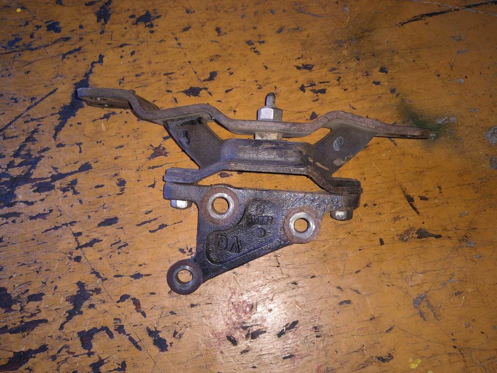 TEANA J32 ПОДУШКА ДВС ПЕРЕДНЯЯ ЛЕВАЯ 4 Nissan Teana 1