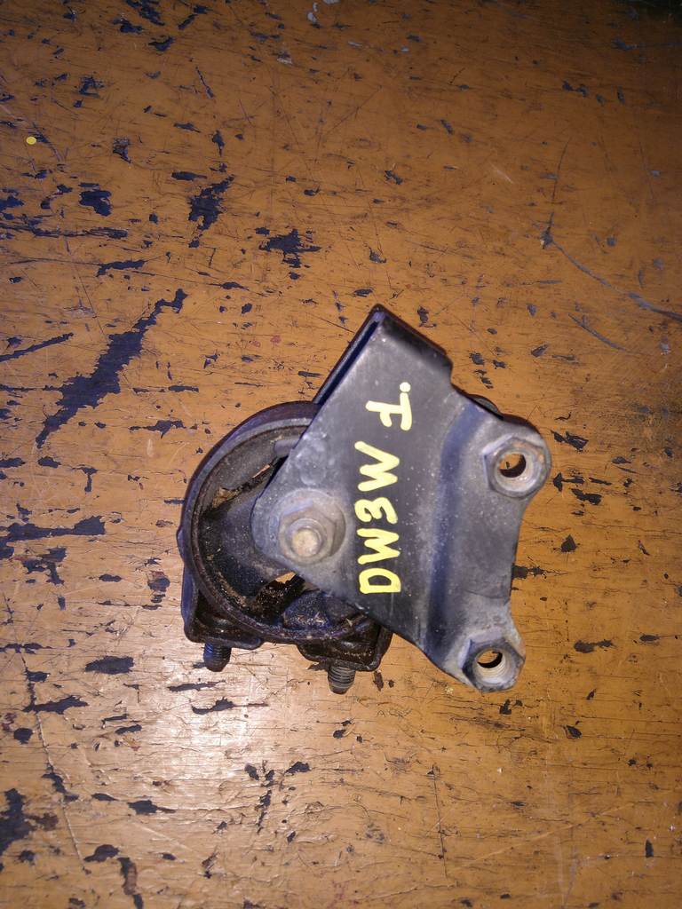 подушка двигателя Mazda Demio 0