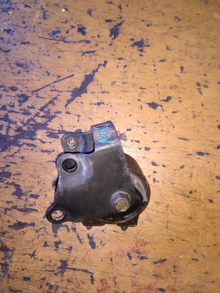 DEMIO DW3W ПОДУШКА ДВС 1 Mazda Demio 1