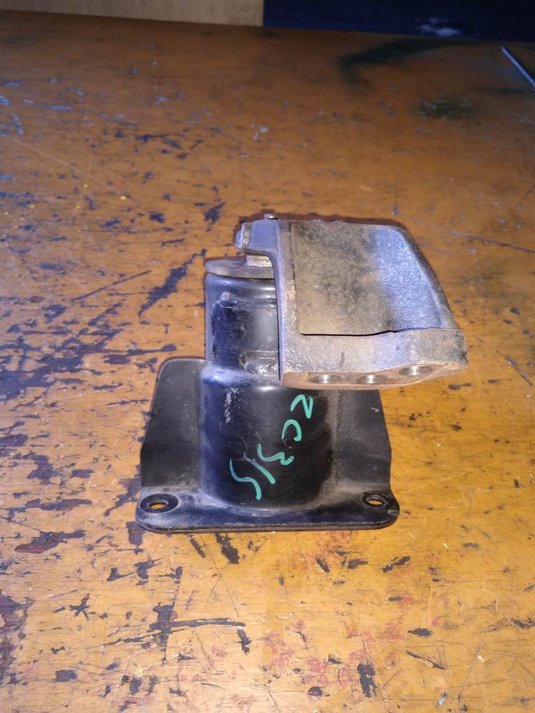 подушка двигателя Suzuki Swift 0