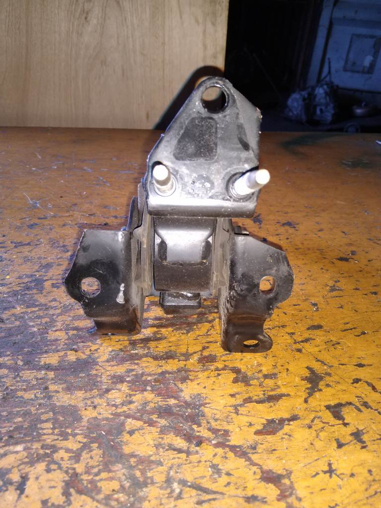 PALETTE SW MK21S ПОДУШКА ДВС ЛЕВАЯ 1 Suzuki Palette 1