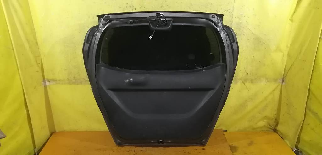 FREED GB3 ДВЕРЬ 5-Я+КАМЕРА Honda Freed 4