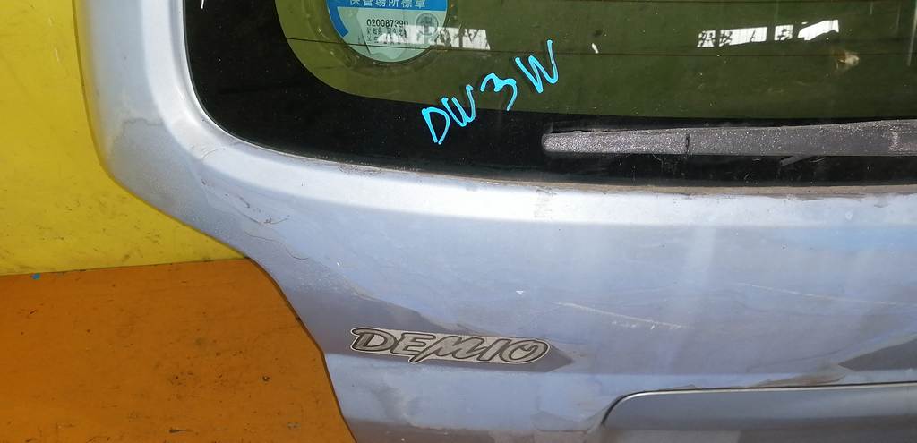 DEMIO DW3W ДВЕРЬ 5-Я Mazda Demio 1