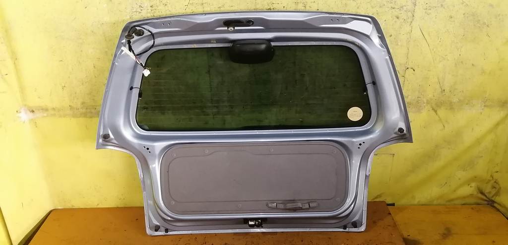 DEMIO DW3W ДВЕРЬ 5-Я Mazda Demio 4