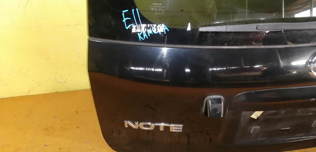 NOTE E11 ДВЕРЬ 5-Я+КАМЕРА Nissan Note 1