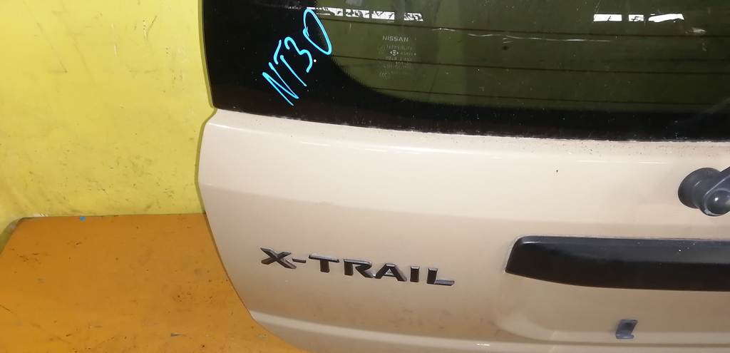 X-TRAIL NT30 ДВЕРЬ 5-Я Nissan X-Trail 1