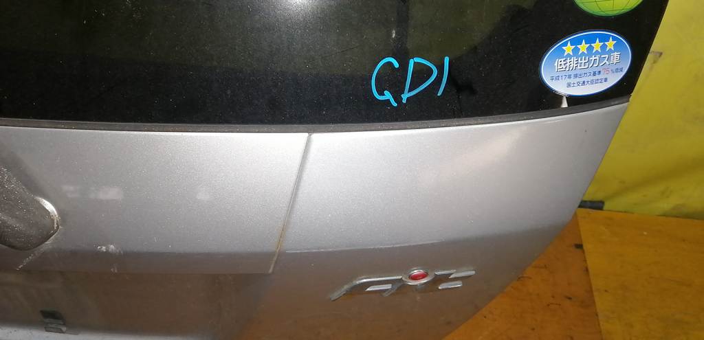 FIT GD1 ДВЕРЬ 5-Я Honda Fit 1