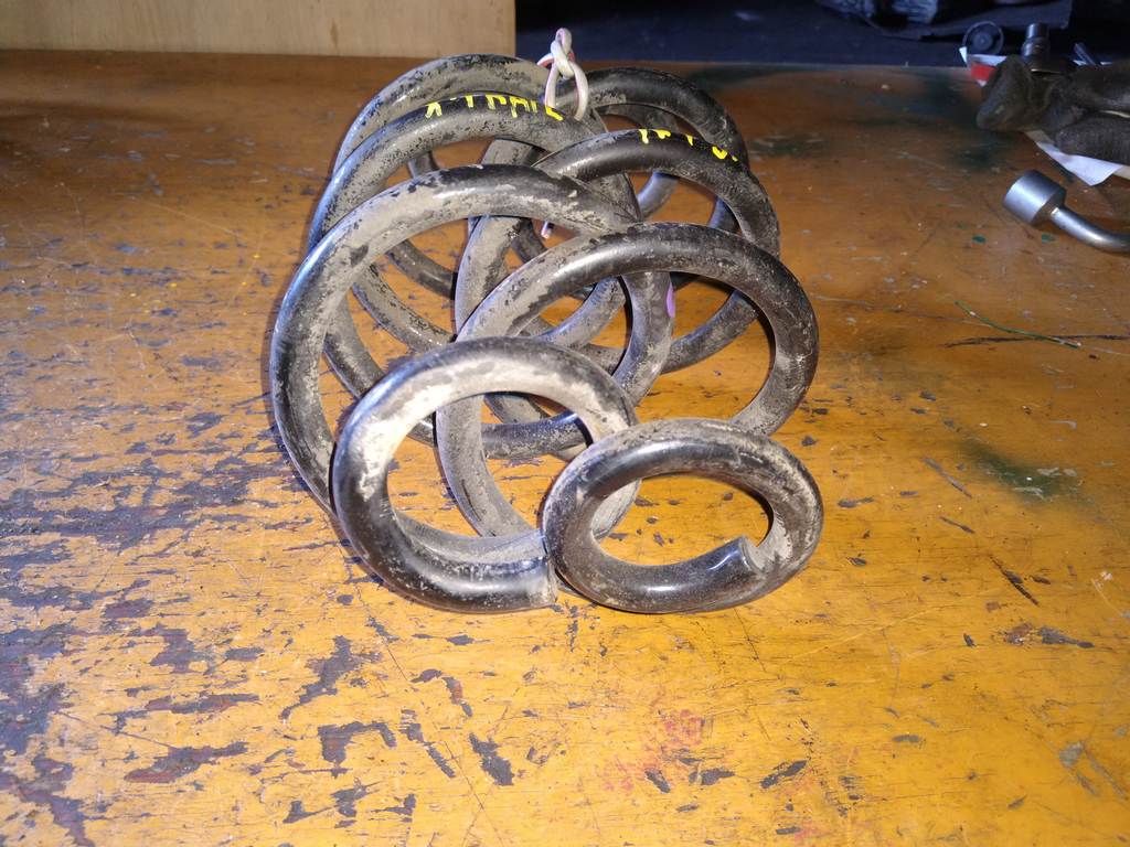 X-TRAIL NT31 ПРУЖИНА (ПАРА) Nissan X-Trail 1