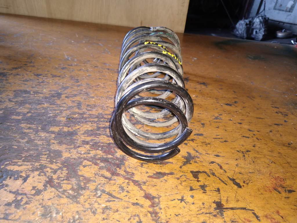 DEMIO DW3W ПРУЖИНА (ПАРА) Mazda Demio 1