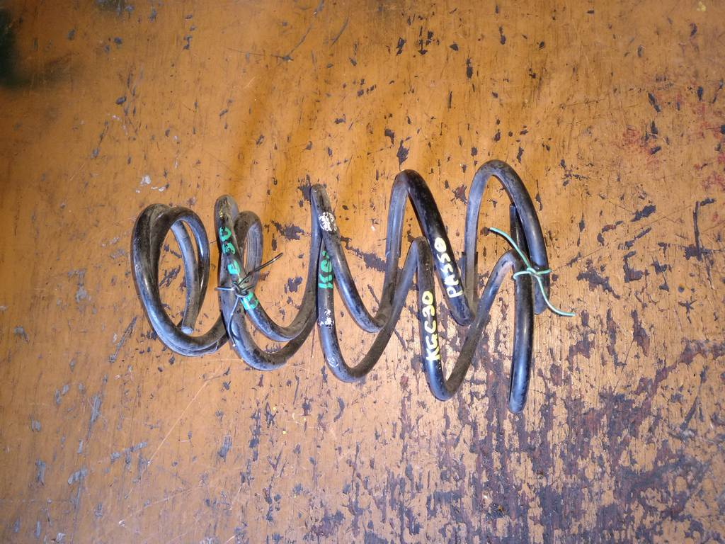 пружина Toyota Passo 0