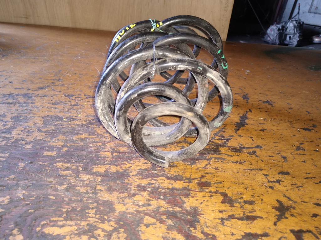 NOTE E11 ПРУЖИНА (ПАРА) Nissan Note 1