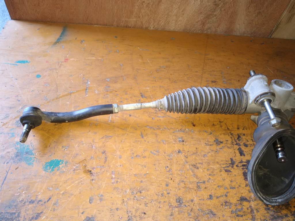 рейка рулевая Toyota Vitz 3