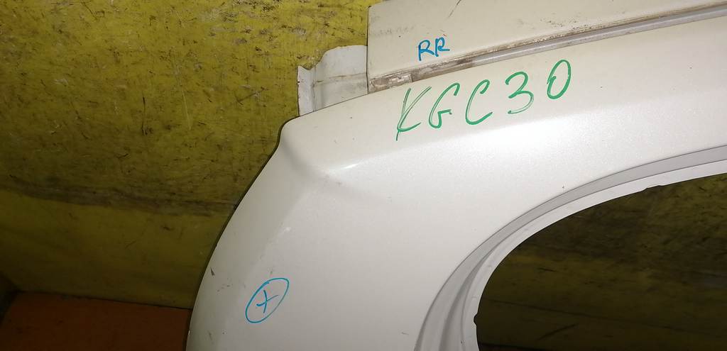 PASSO KGC30 КРЫЛО ЗАДНЕЕ ПРАВОЕ Toyota Passo 1