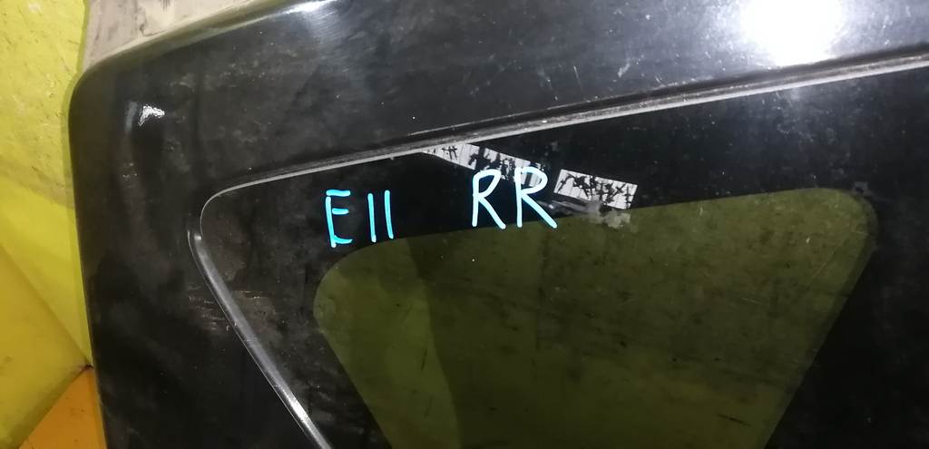 NOTE E11 КРЫЛО ЗАДНЕЕ ПРАВОЕ Nissan Note 1