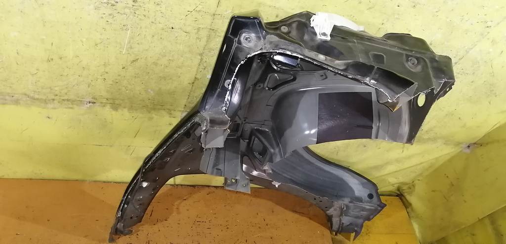 AXELA BK5P КРЫЛО ЗАДНЕЕ ПРАВОЕ Mazda Axela 4