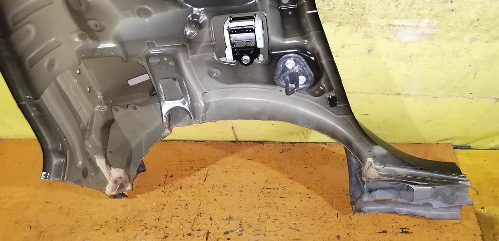 крыло Nissan Note 3