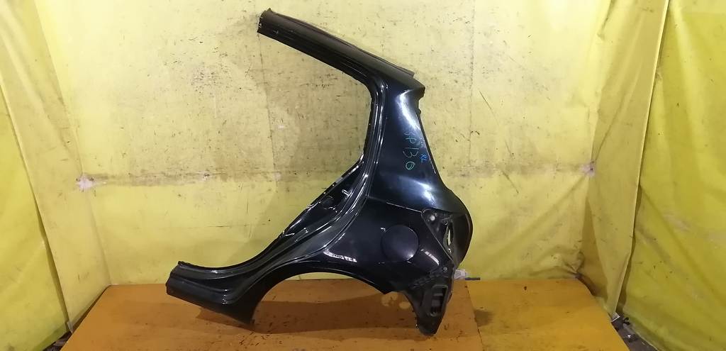 крыло Toyota Vitz 0