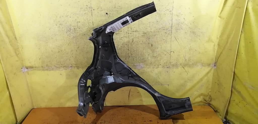 Кузов Toyota Vitz 2