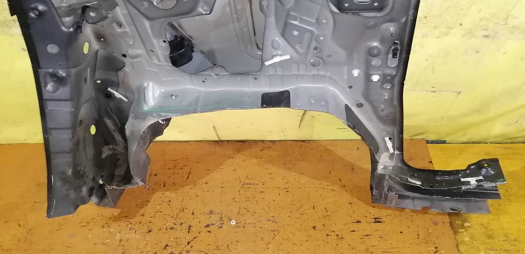 крыло Honda Freed 3