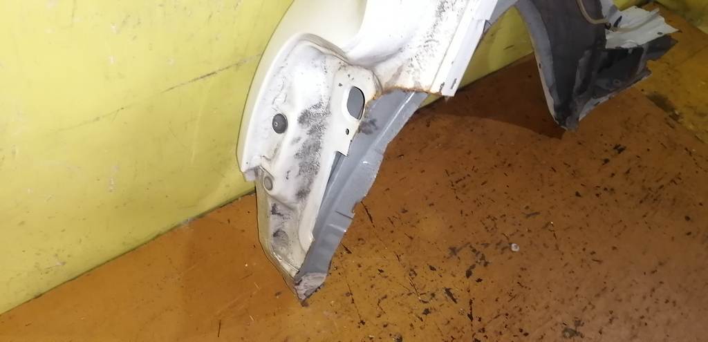 MARCH AK12 КРЫЛО ЗАДНЕЕ ЛЕВОЕ Nissan March 4