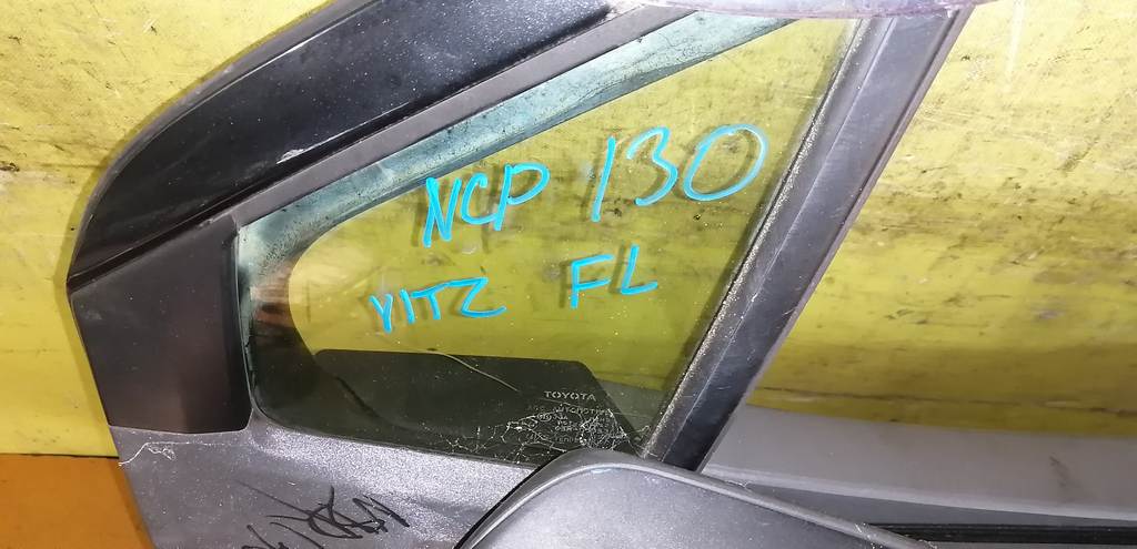 VITZ KSP130 ДВЕРЬ ПЕРЕДНЯЯ ЛЕВАЯ Toyota Vitz 1