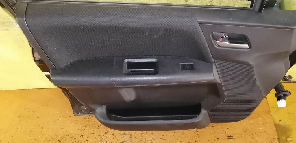 FREED SPIKE GB3 ДВЕРЬ ПЕРЕДНЯЯ ЛЕВАЯ Honda Freed Spike 4