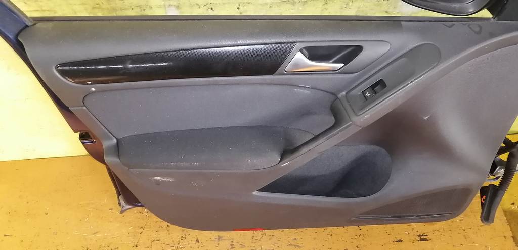 GOLF 1KCBZ ДВЕРЬ ПЕРЕДНЯЯ ЛЕВАЯ Volkswagen Golf 4