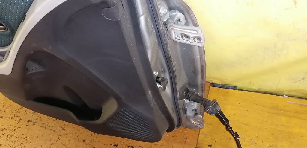 VITZ KSP90 ДВЕРЬ ПЕРЕДНЯЯ ЛЕВАЯ Toyota Vitz 4