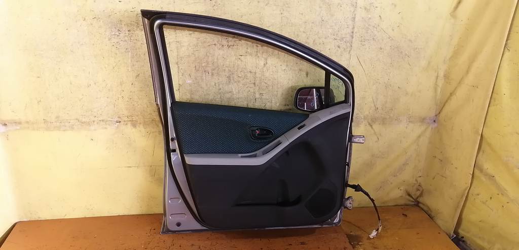 Кузов Toyota Vitz 2