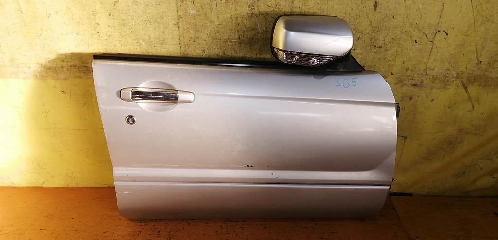 дверь Subaru Forester 0