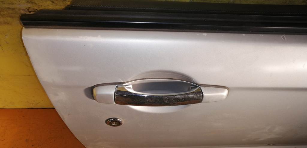 FORESTER SG2 ДВЕРЬ ПЕРЕДНЯЯ ПРАВАЯ Subaru Forester 4