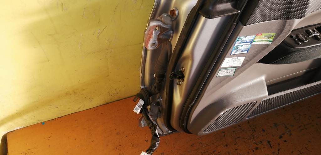 FORESTER SG2 ДВЕРЬ ПЕРЕДНЯЯ ПРАВАЯ Subaru Forester 7