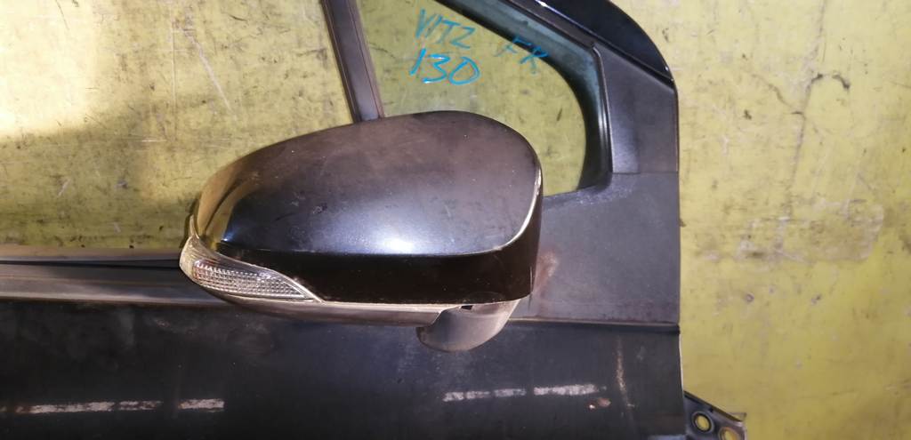 VITZ KSP130 ЗЕРКАЛО ПРАВОЕ Toyota Vitz 1