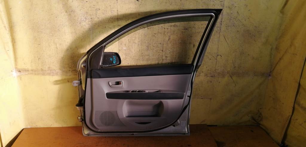 DEMIO DY5W ДВЕРЬ ПЕРЕДНЯЯ ПРАВАЯ, дефект Mazda Demio 4