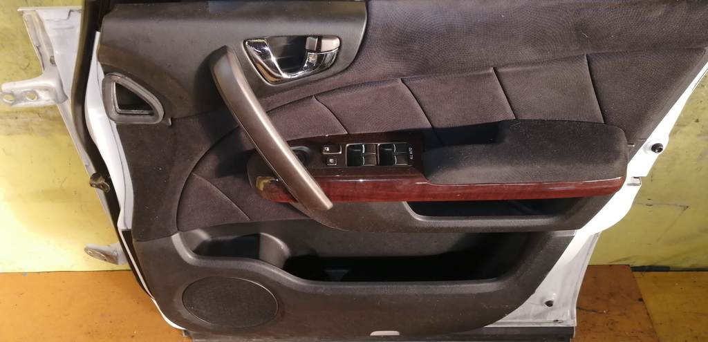 дверь Honda Elysion 3