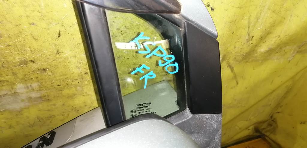 VITZ KSP90 ДВЕРЬ ПЕРЕДНЯЯ ПРАВАЯ Toyota Vitz 1