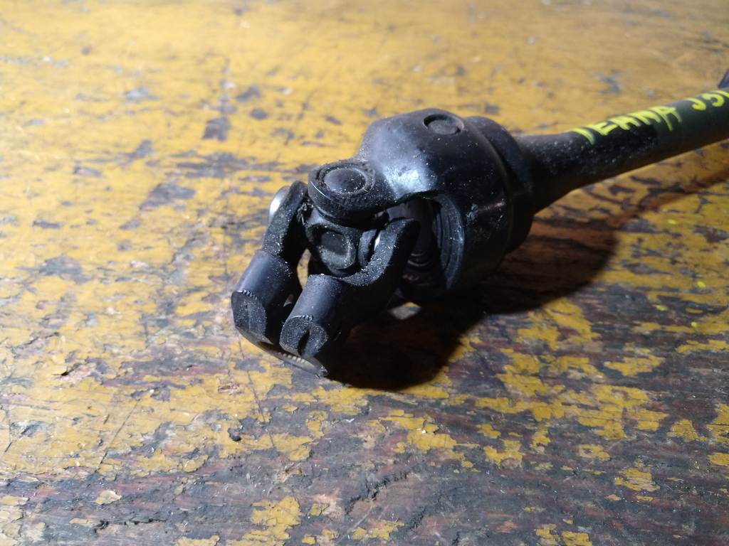 TEANA J31 КАРДАНЧИК РУЛЕВОЙ Nissan Teana 1